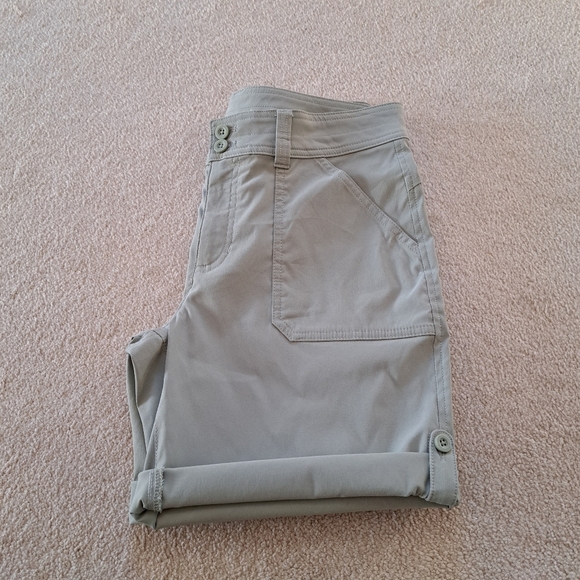 Eddie Bauer Bermuda Shorts Women's Size 4 Green Rolled Hem Neutral Shorts - Picture 11 of 11